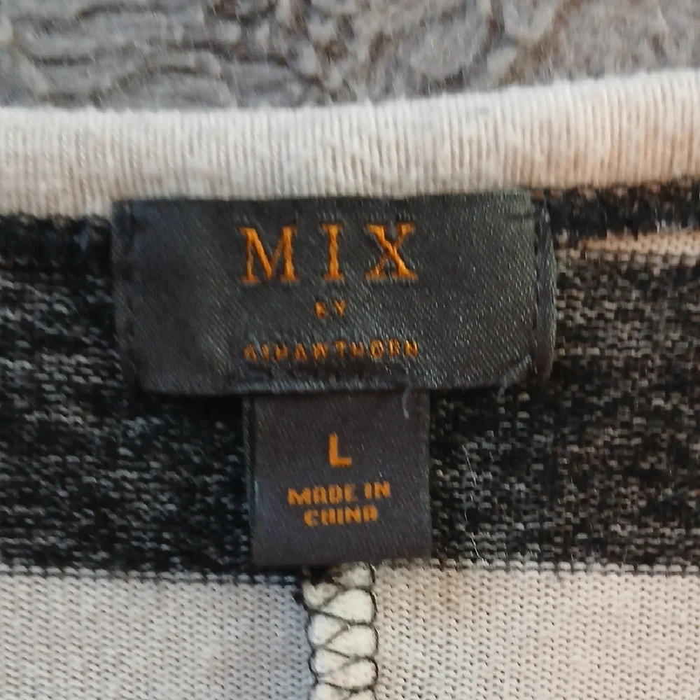 MIX: 41 Hawthorn Striped 3/4 Sleeve Black & White Tunic Women's Large